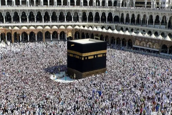 Mescid-i Haram'ın 74 kapısı daha açıldı