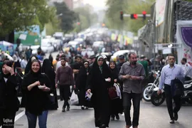 حواشی نماز بندگی و همبستگی عید فطر در تهران