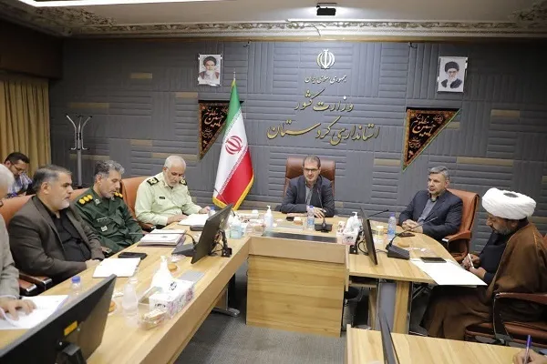 کردستانی‌ها در مرز باشماق جلوه‌های وحدت را به نمایش گذاشتند