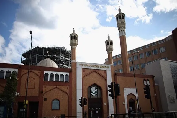 د انګریز حکومت د افراط پالنې په ضد بریتانوی مسلمانانو سختې نیوکې راپاریدلي دي