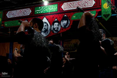عزاداری شب هشتم محرم در گلستان شهدای اصفهان