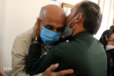 دیدار با خانواده شهید «مهدی اثنی عشری» شهید شاخص هنرمند استان فارس‎‎