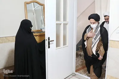 دیدار اعضای کنگره شهدای روحانی با خانواده شهید تقوی