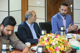 نشست هم‌اندیشی طرح سفیران نور
