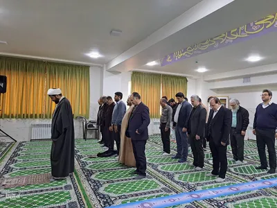 محفل انس با قرآن کریم در ادارات شهرستان ملایر