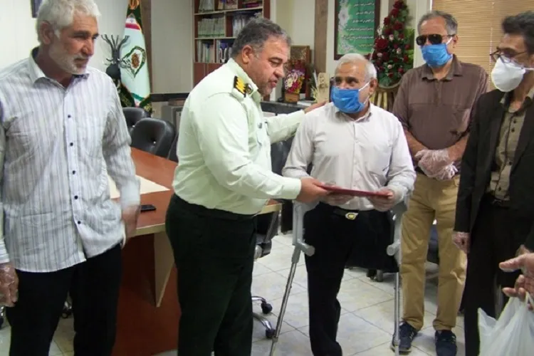 جانبازان مروجان اصلی فرهنگ ایثار در جامعه هستند