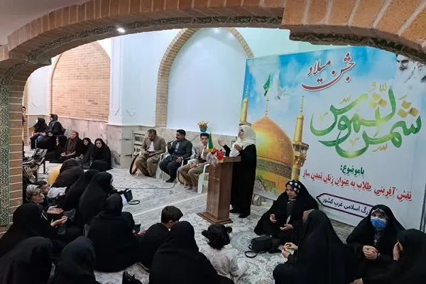 برگزاری نشست «نقش‌آفرینی طلاب به عنوان زنان تمدن‌ساز» در سنندج