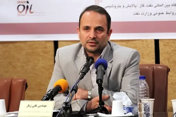 باید پرچم قرآن را در جهان برافراشته کنیم
