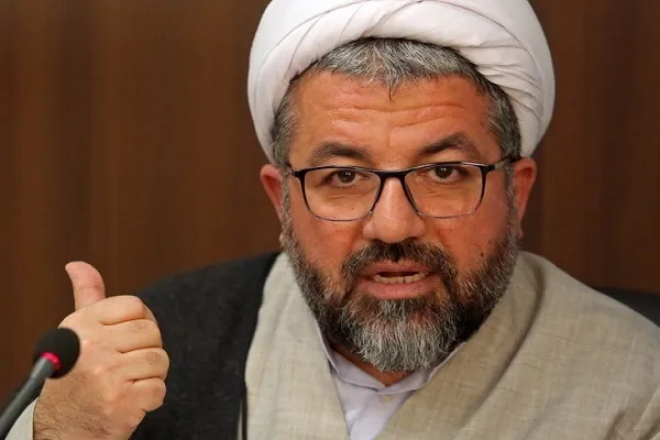 سیره سیاسی امام(ره)؛ ترکیبی از سلوک عملی، حکمت صدرایی و موازین فقهی