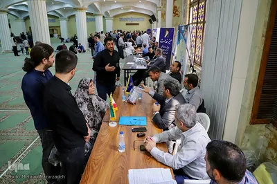 استقرار میز خدمت دستگاه‎های دولتی در مصلی امام خمینی (ره) تبریز‎