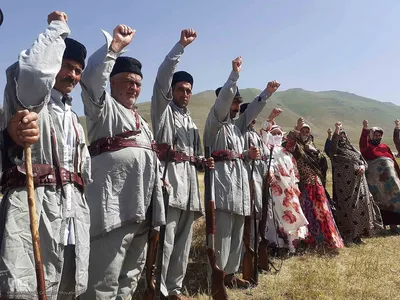 تجمع مردمی و اعلام آمادگی مردم غیور و غریتمند عشایر منطقه ارسباران برای دفاع از وطن