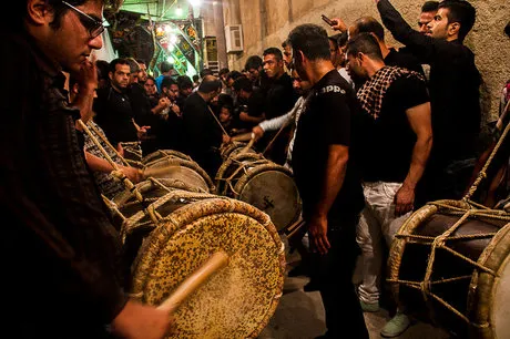 عرفی شدن و فروکاست به جنبه نمادین؛ دو شاخصه عزاداری سکولار