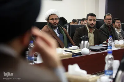 نشست هم اندیشی راهکارهای توسعه و ترویج وقف قرآنی