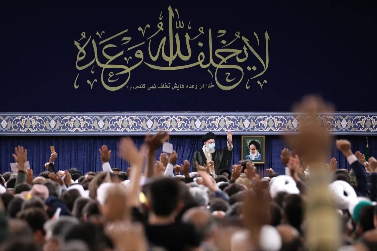 قائد الثورة الاسلامية يشكر العراقيين علی کرمهم خلال زيارة الاربعين