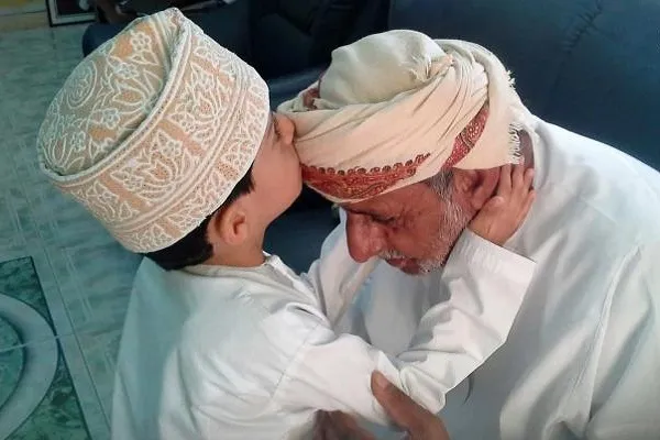 الإسلام قد أولى عناية خاصة بحقوق الوالدين