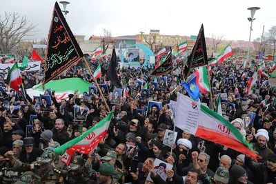 بیعت مردم تبریز با سومین رهبر انقلاب اسلامی