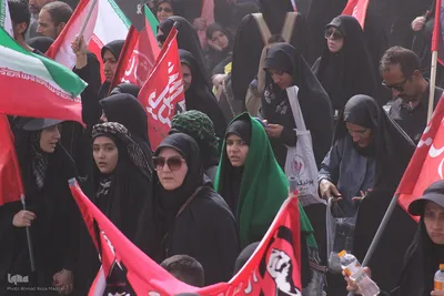 جلوه هایی از شکوه حضور مردم در تشییع با عظمت آقای شهید ایران در قم عکاس: احمدرضا مداح