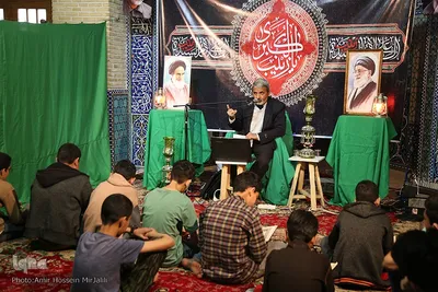 اعتکاف دانش آموزی در یزد