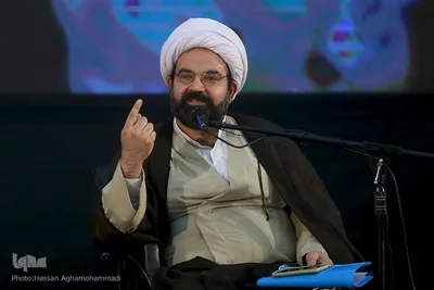 سمینار بین‌المللی «امام خمینی(ره) و دنیای معاصر» در حرم مطهر بنیانگذار جمهوری اسلامی ایران