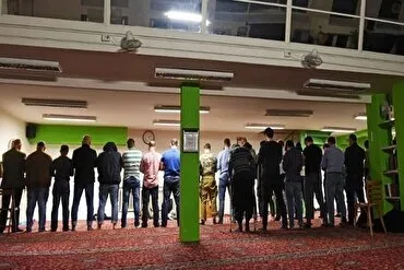 Mezquita de Süleymaniye: Un refugio espiritual y compasivo en el corazón de Praga