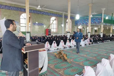 اولین کرسی تلاوت قرآن دانش آموزی به مناسبت ایام دهه فجر در علوی ملایر