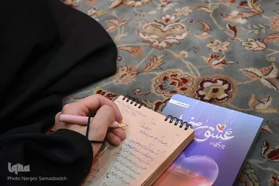 اعتکاف ۵۰۰ نفری نوجوانان دختر در اصفهان