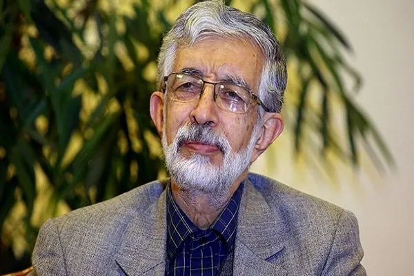 تاجیکستانی‌ها را به خط فارسی مسلط کنیم