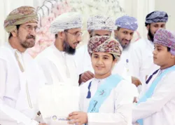 Les participants à un concours coranique à Oman ont été honorés