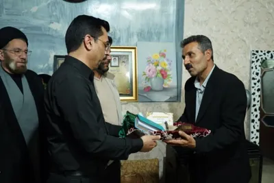 دیدار با خانواده شهدا