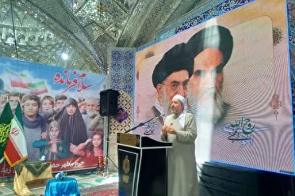 اقتدار  امت اسلام در گرو حفظ وحدت و تقویت آن است