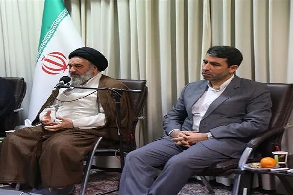 بخشیدن و دور کردن بخل باعث کاهش وابستگی به مال و غلبه بر نفس خواهد شد