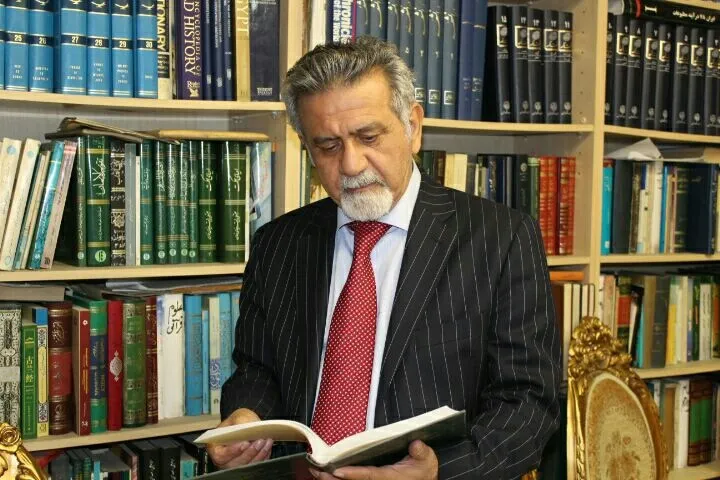 انتقاد از افراط و تفریط در مراسم تشییع و تدفین بزرگان