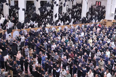 اقامه نماز عید سعید فطر در حرم شاهچراغ(ع)
