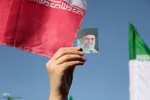 اجتماع مردم اصفهان در بیعت با رهبر منتخب خبرگان