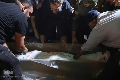 مراسم تشییع و به خاکسپاری دو شهید سرافراز ارتش در اهواز عکاس محمد محمدعلی پور
