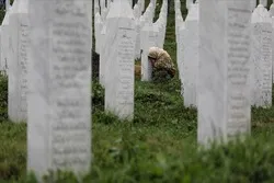 Der Völkermord in Srebrenica und die Neuen Rechten