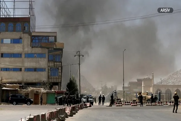 Afganistan'da ABD hava üssü yakınında saldırı: 50 yaralı