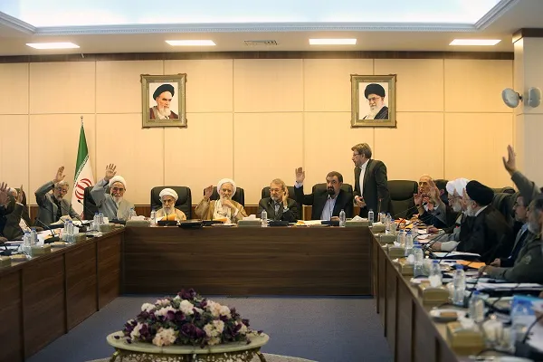 حضور اقلیت‌های دینی و مذهبی در شوراها با اعتقاد و التزام عملی به اصول دین خود