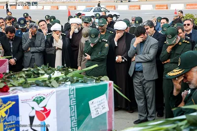 استقبال از پیکر 12 شهید دوران دفاع مقدس در مشهد
