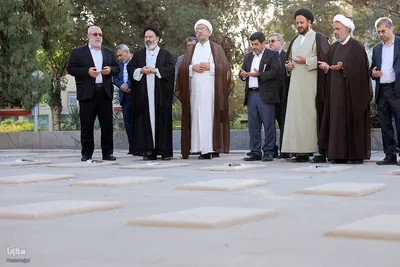 ادای احترام مسئولان حج و زیارت به شهدای منا و مکه
