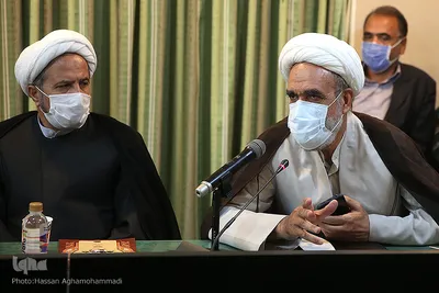 مراسم تجلیل از خادمان قرآن کریم برگزیده سالهای ۹۸ و ۹۹