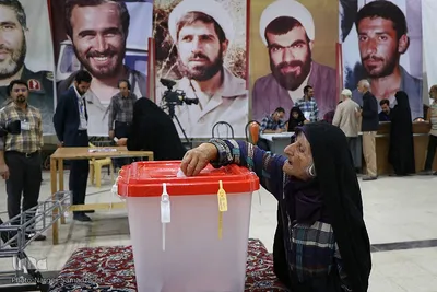شور انتخابات در گلستان شهدای اصفهان