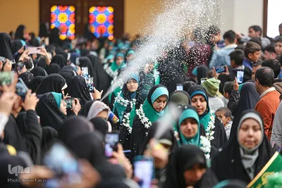استقبال از حافظان قرآن و ادای احترام به شهدای حرم شاهچراغ(ع)‎‎