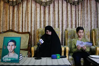 دیدار جامعه قرآنی با خانواده شهید حمید سیاح نظری
