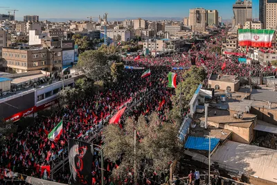 تشییع پیکر مطهر رهبر شهید در مشهد مقدس