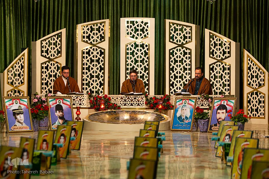 ختمة رمضانية مرتلة في مرقد السيد صالح(ع) بطهران