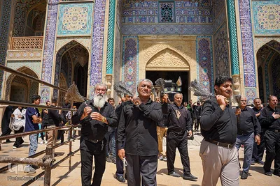 عزاداری ظهر عاشورا در حرم حضرت شاهچراغ(ع)‎