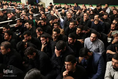 عزاداری شب عاشورای حسینی با حضور رهبر معظم انقلاب