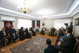 دیدار جامعه قرآنی با خانواده سردارسلامی