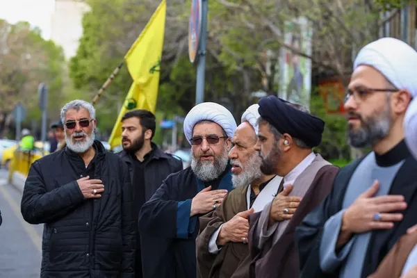 عزاداری خیابانی شهادت امام صادق(ع) در تبریز